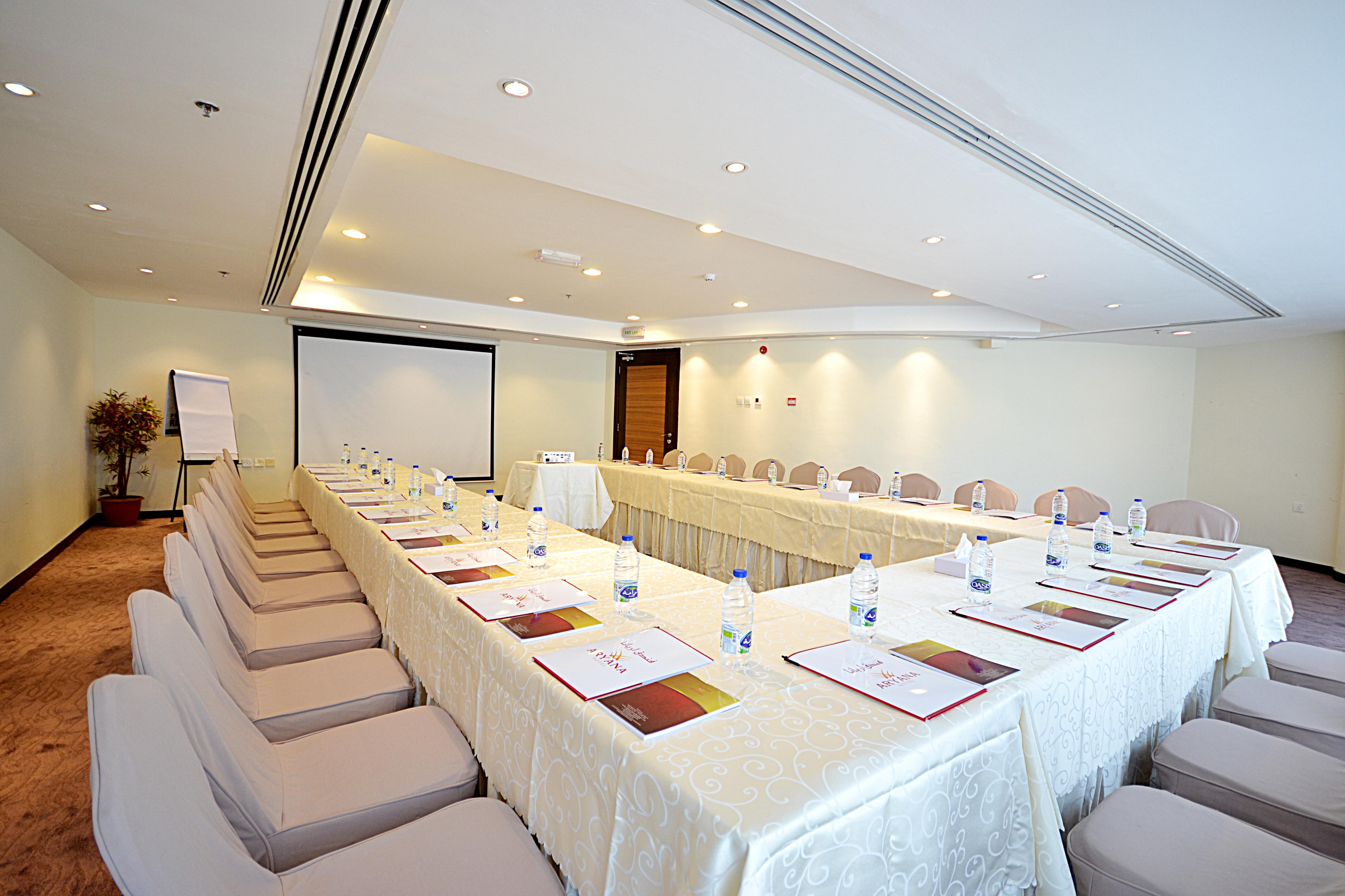 שארג'ה Aryana Hotel מראה חיצוני תמונה