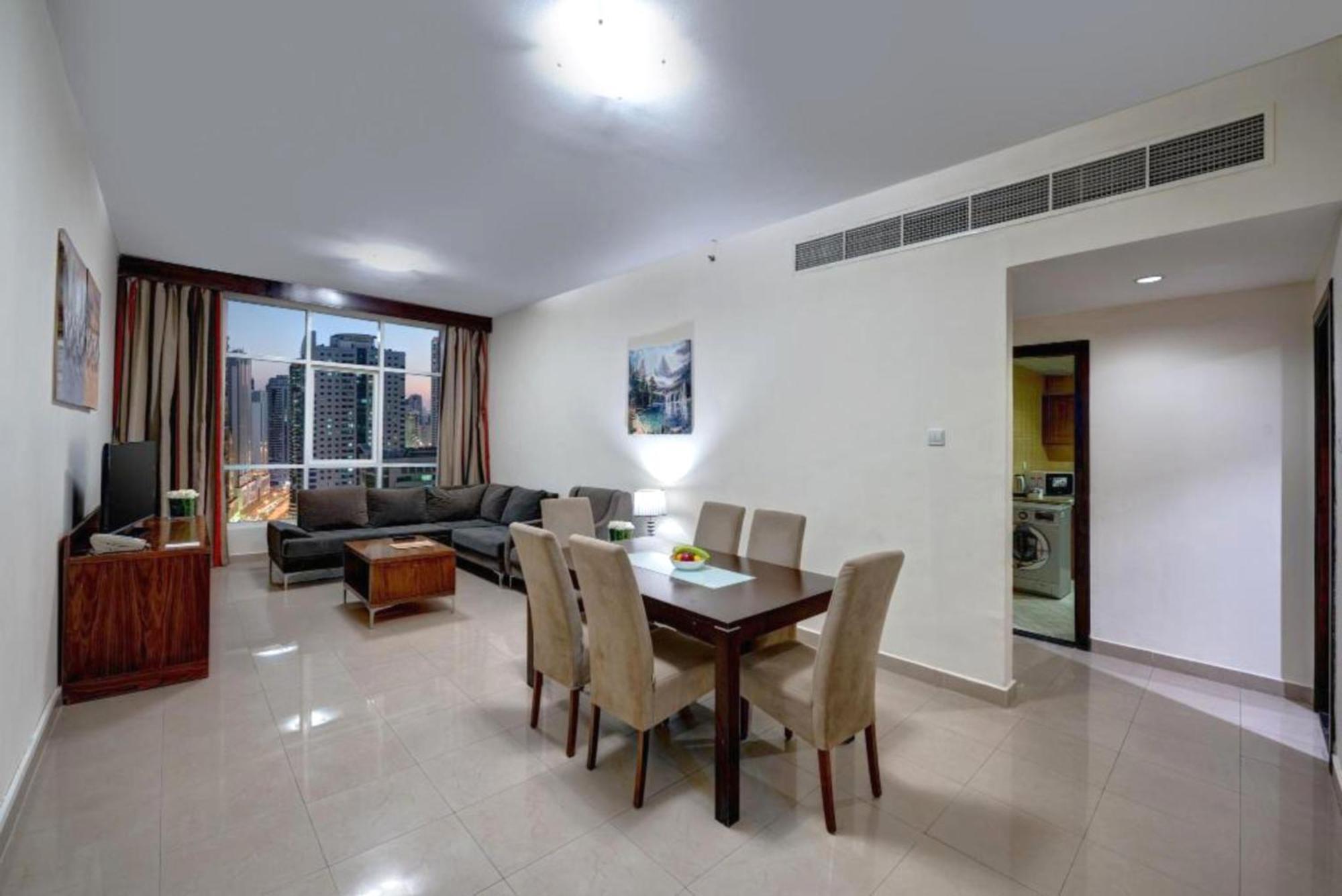 שארג'ה Aryana Hotel מראה חיצוני תמונה