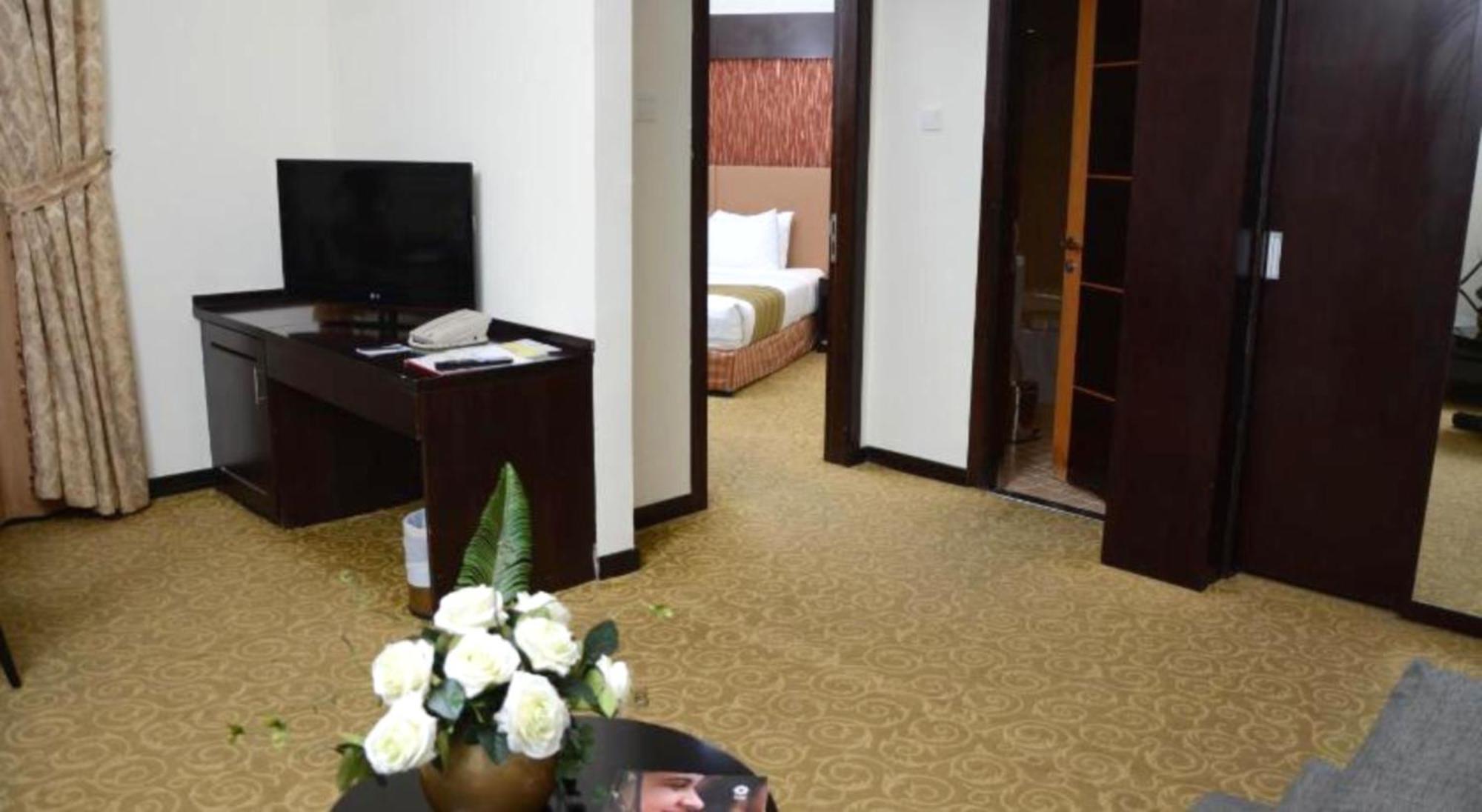 שארג'ה Aryana Hotel מראה חיצוני תמונה