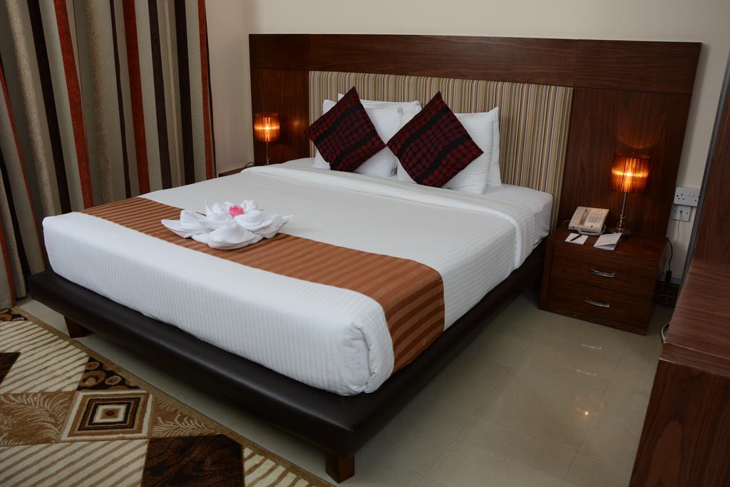 שארג'ה Aryana Hotel מראה חיצוני תמונה